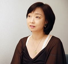 maiko kawakami01.jpg